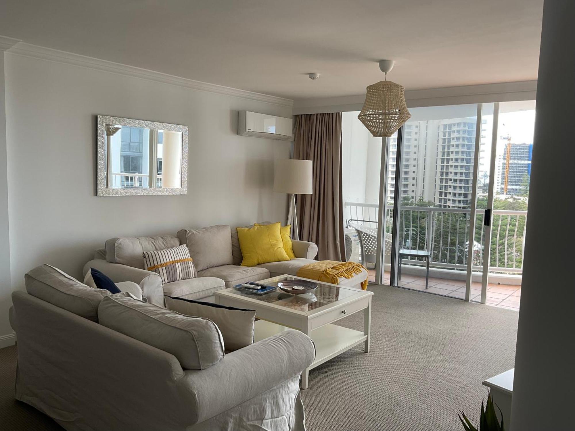 Broadbeach Holiday Apartments Gold Coast Exterior photo