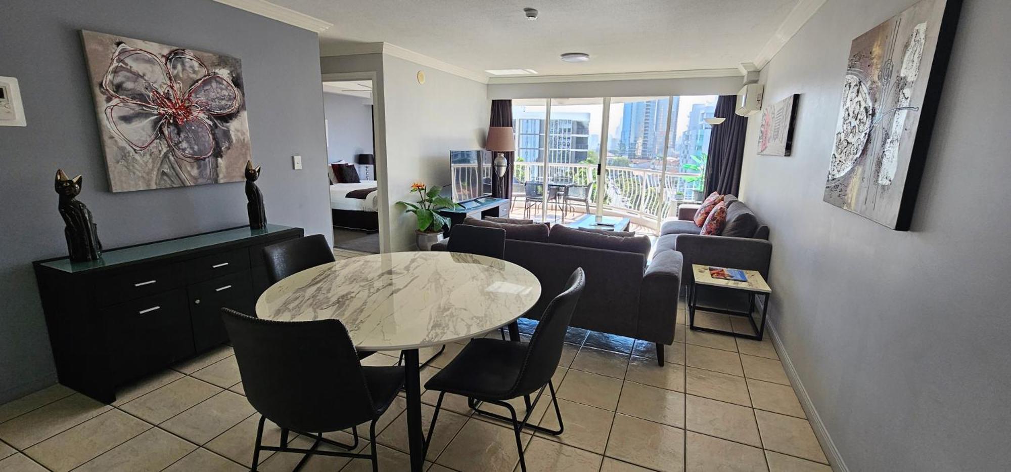 Broadbeach Holiday Apartments Gold Coast Exterior photo