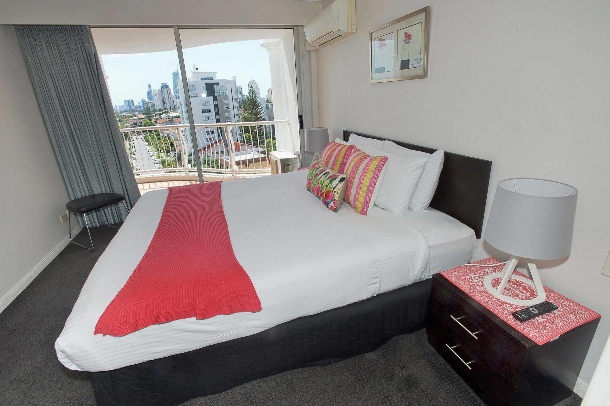 Broadbeach Holiday Apartments Gold Coast Exterior photo