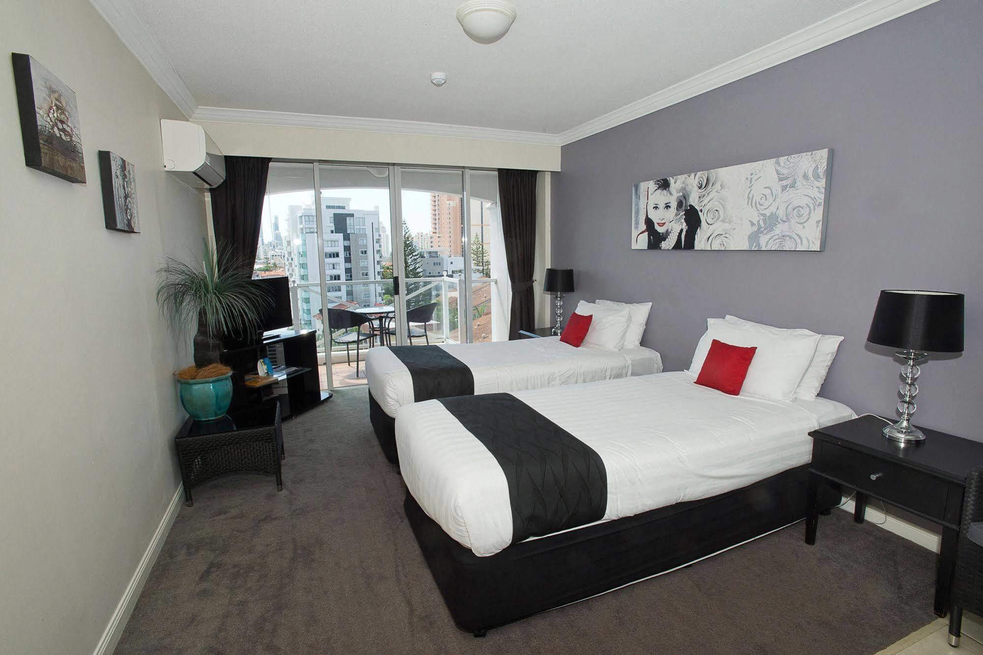 Broadbeach Holiday Apartments Gold Coast Exterior photo